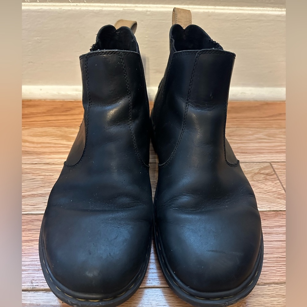 Size 11 Men’s Dr. Martens Chelsea Boots